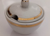 Musztardniczka porcelanowa dekorowana 